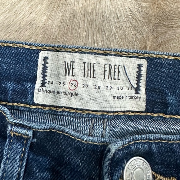 WE THE FREE PEOPLE NWOT About a Girl Distressed Blue Jeans Skinny Size 26 - Picture 3 of 6